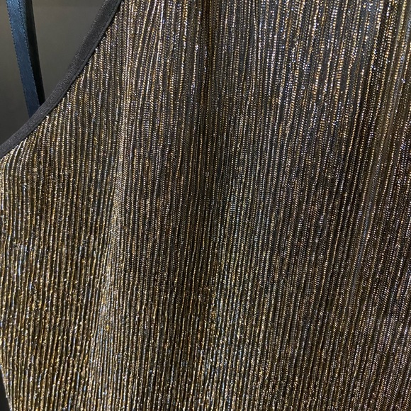 Sheer gold shimmer racerback tank - Picture 6 of 6